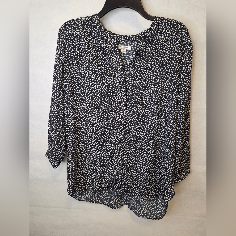 JACHS Girlfriend Black and‎ White Relaxed Blouse with Mandarin Collar Size Small